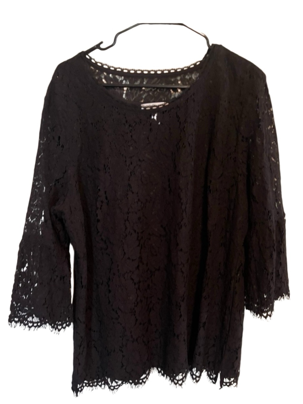 Isaac Mizrahi Live XL Black Floral Lace Bell Sleeve Blouse Date Night - Picture 2 of 9